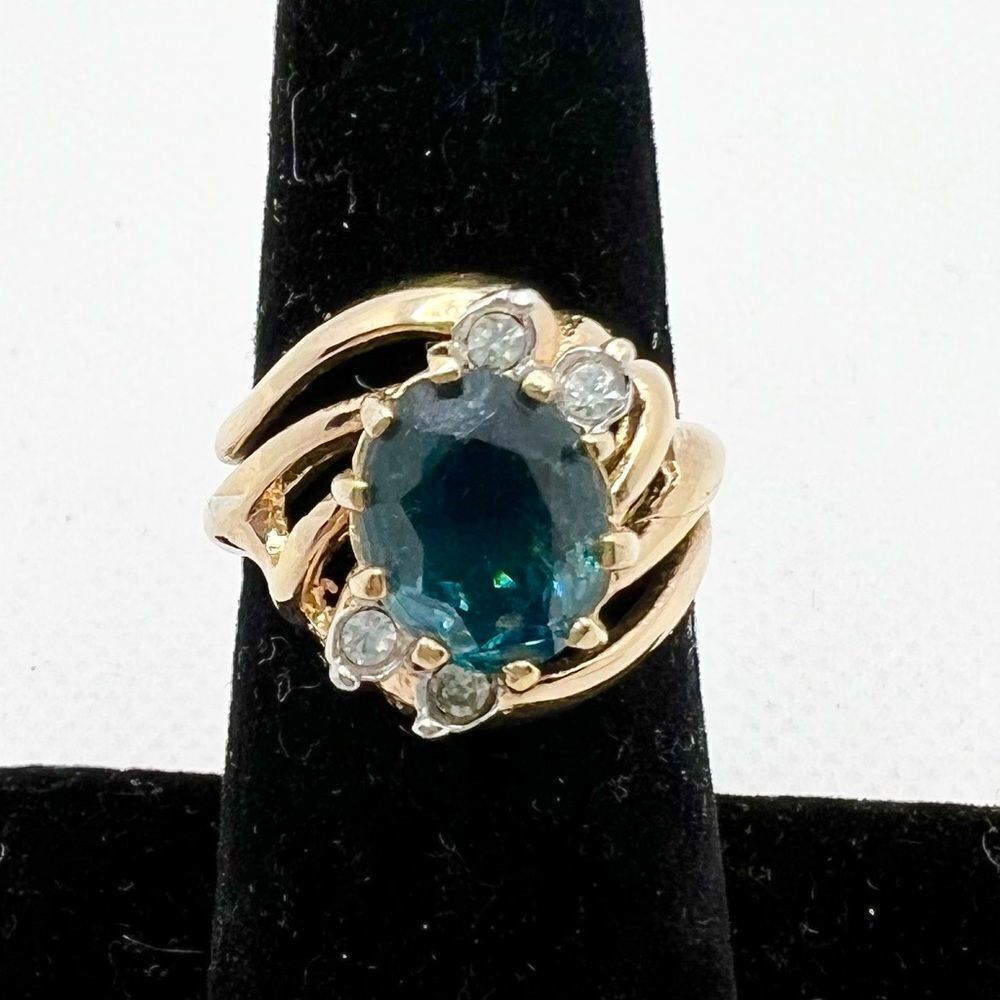 18k HGE Blue Jewel and Rhinestone Studded Gold Tone Ring - Size 6.5